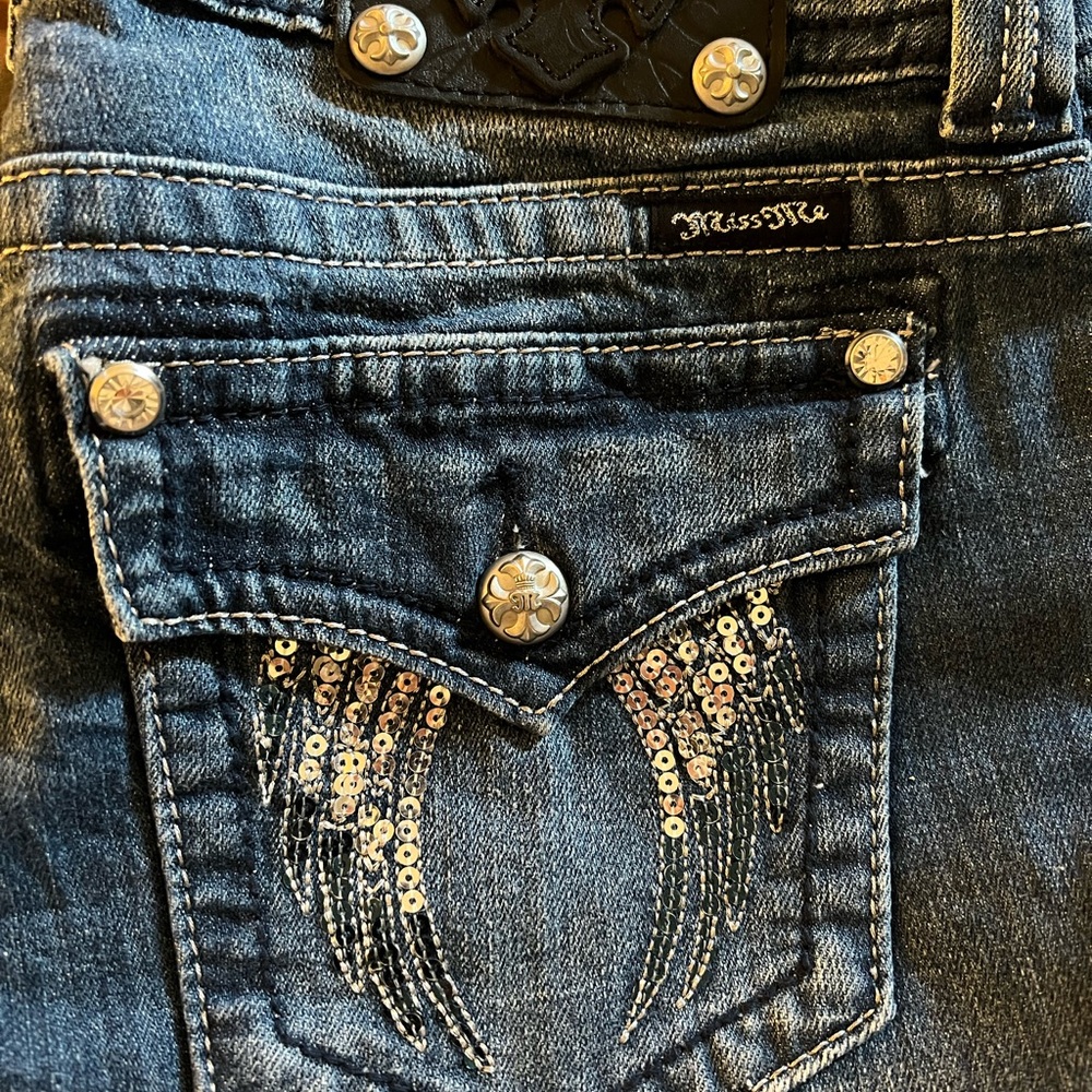 Miss Me Jeans Capri Sequin Fallen Angel Wings